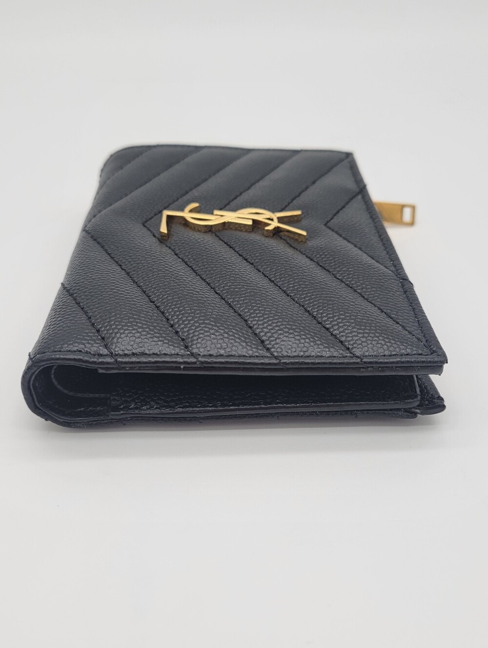 NWOTs! Saint Laurent Black Cheveron Quilted Pebbked Leather Bi- Fold Wallet - Picture 5 of 9